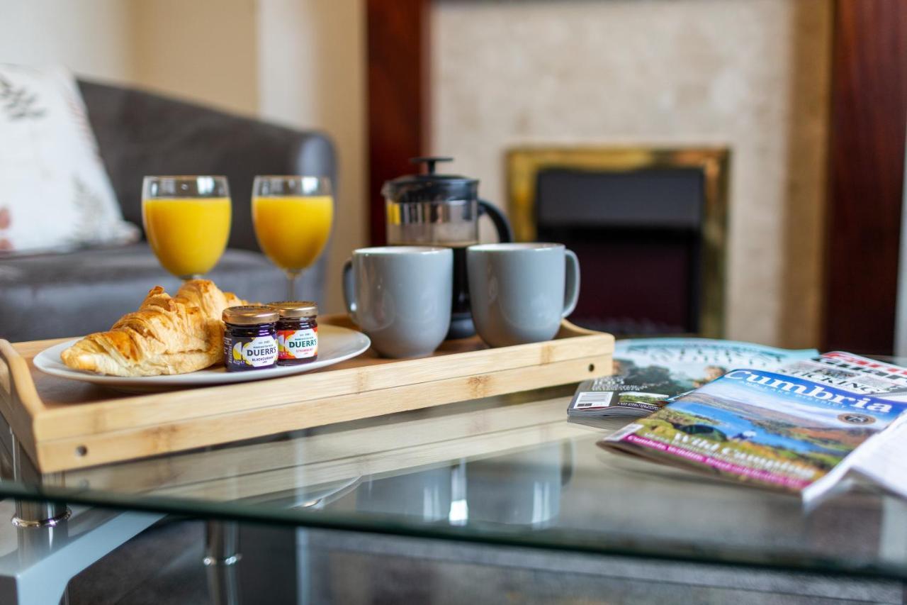 Adrian House, Near Hospital, Easy Parking + Garden Apartment Carlisle  Ngoại thất bức ảnh