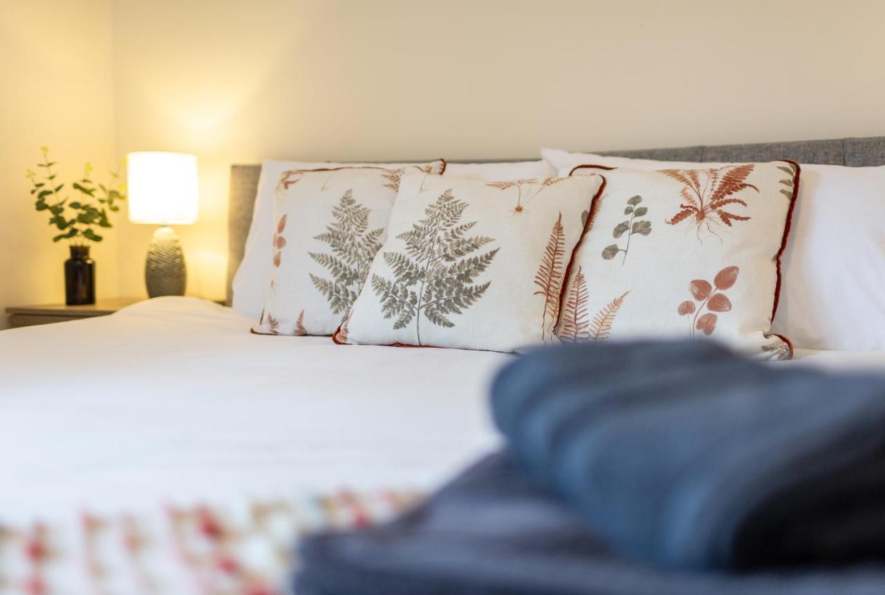 Adrian House, Near Hospital, Easy Parking + Garden Apartment Carlisle  Ngoại thất bức ảnh